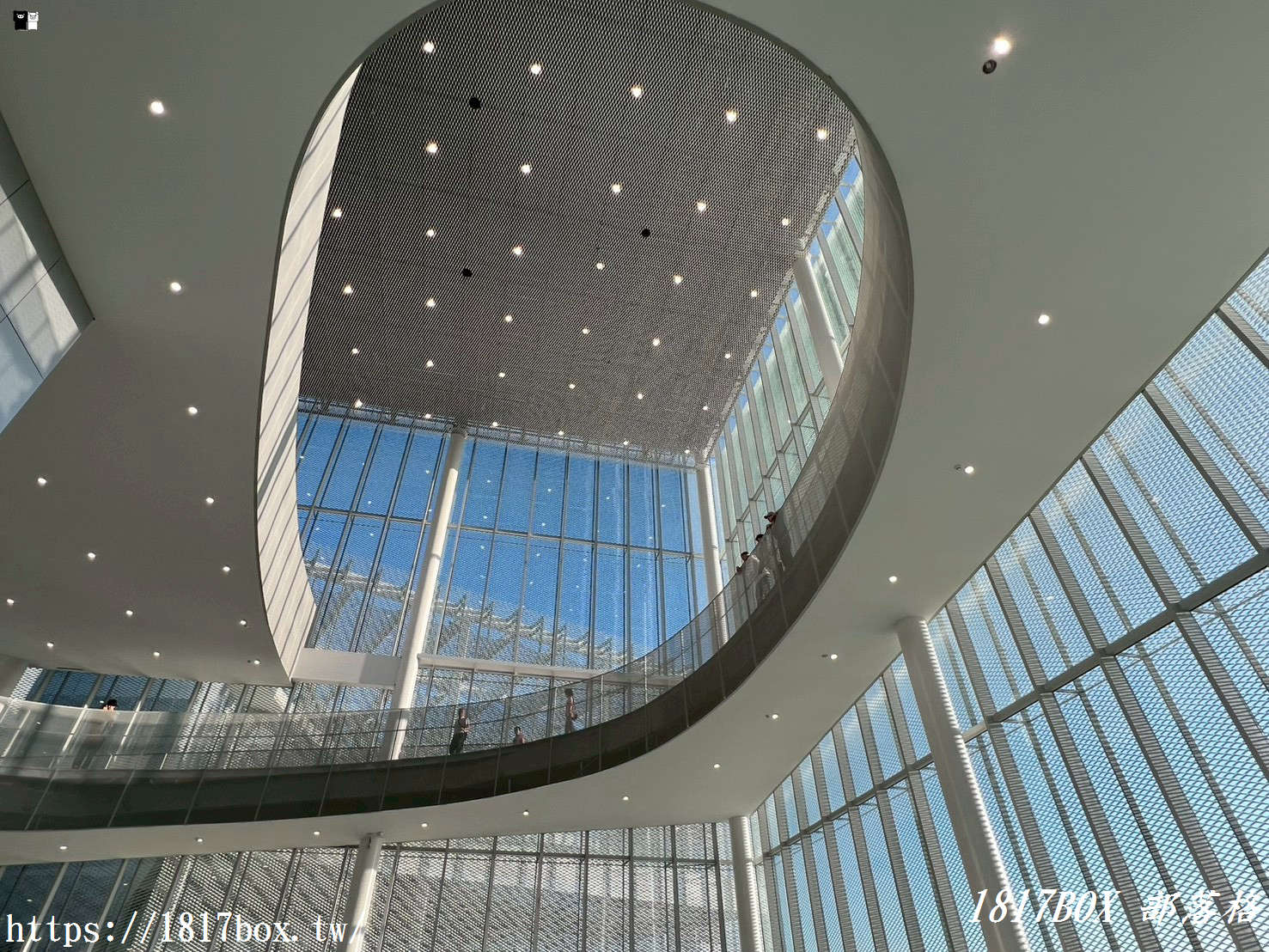 【台中。西屯】臺中綠美圖。臺中市立美術館與臺中市立圖書館