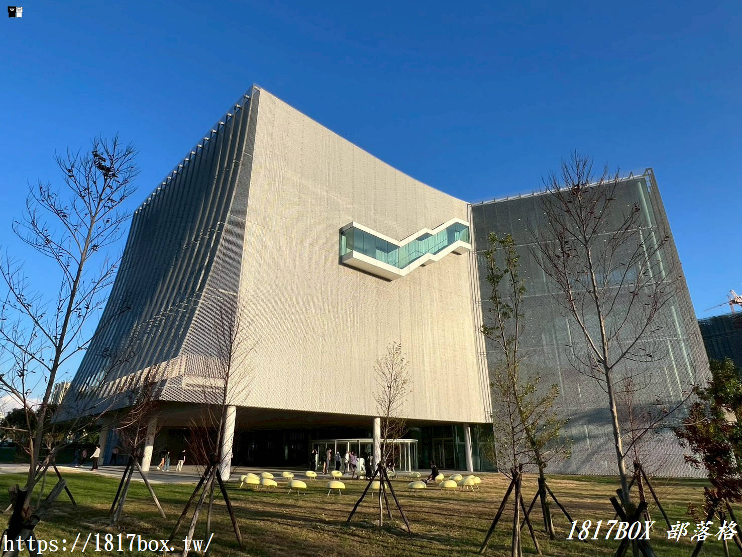 【台中。西屯】臺中綠美圖。臺中市立美術館與臺中市立圖書館 【台中。西屯】臺中綠美圖。臺中市立美術館與臺中市立圖書館