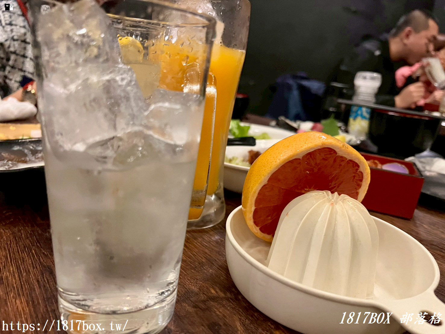 【高知美食推薦】追手筋宴舞堂:必吃鰹魚半敲燒、現場夜來祭表演,高知最嗨居酒屋! 【高知美食推薦】追手筋宴舞堂:必吃鰹魚半敲燒、現場夜來祭表演,高知最嗨居酒屋!