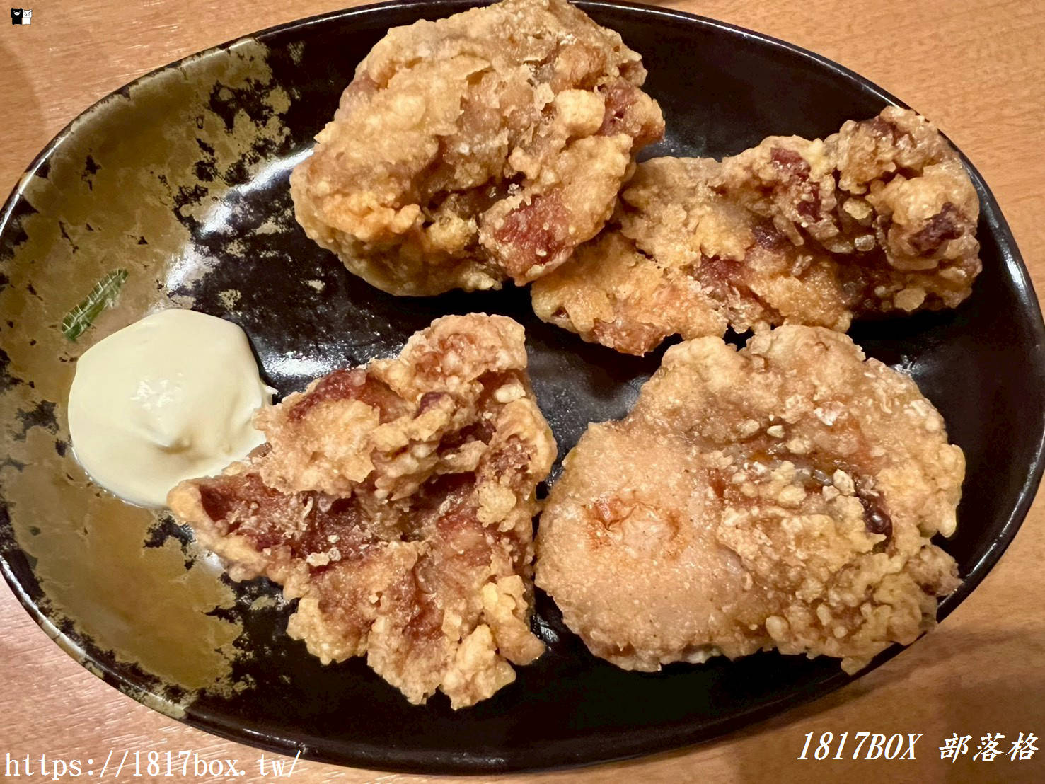 【愛媛松山美食】「三代目鳥メロ 松山大街道店」:必吃炭火烤雞串、超值飲放題,在地人氣居酒屋推薦! 【愛媛松山美食】「三代目鳥メロ 松山大街道店」:必吃炭火烤雞串、超值飲放題,在地人氣居酒屋推薦!