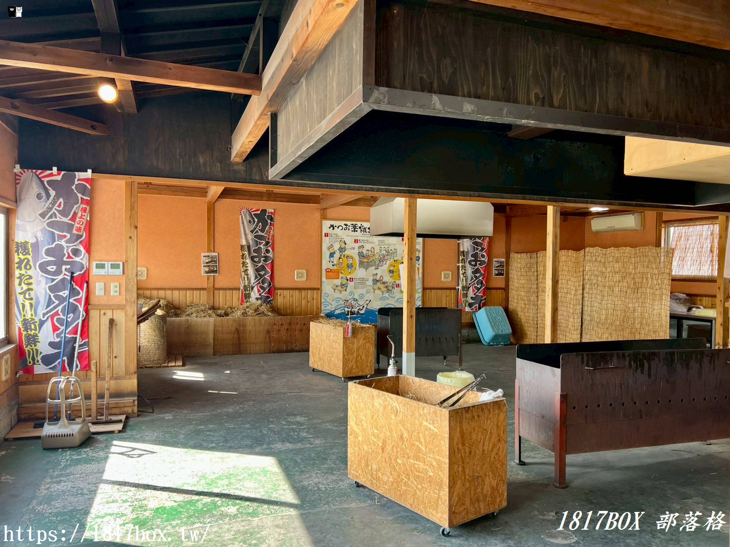 【高知必吃】かつお船（鰹魚船）超狂「稻草燒鰹魚」DIY 體驗！土佐鰹魚道場現烤現吃，連不吃生魚片的人都排隊！