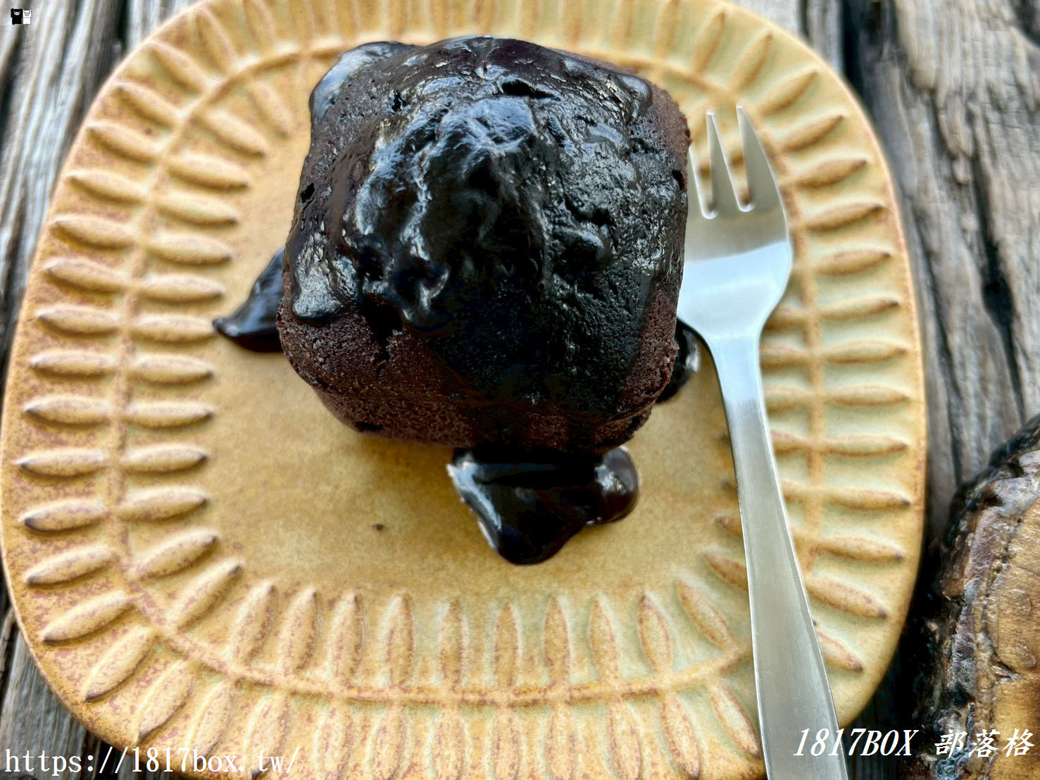 「仙人指路咖啡館」被喻為七股海岸線上最美的網美咖啡