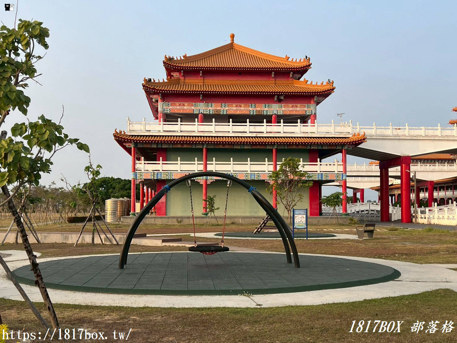 【2026台南親子景點】鹿耳門聖母廟廟徽親水公園：全台最大媽祖廟變身戲水天堂！太極噴水池、山丘溜滑梯玩翻天