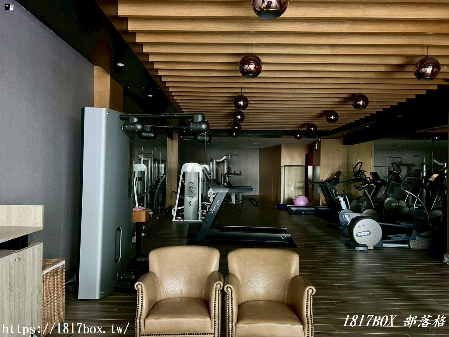 【高雄義大天悅飯店】二人房一泊一食開箱：情侶度假、親子旅遊首選住宿推薦！