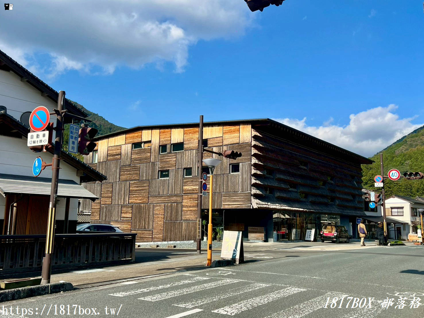 雲之上，一場與木香的書本漫遊：高知「雲之上圖書館」探訪記