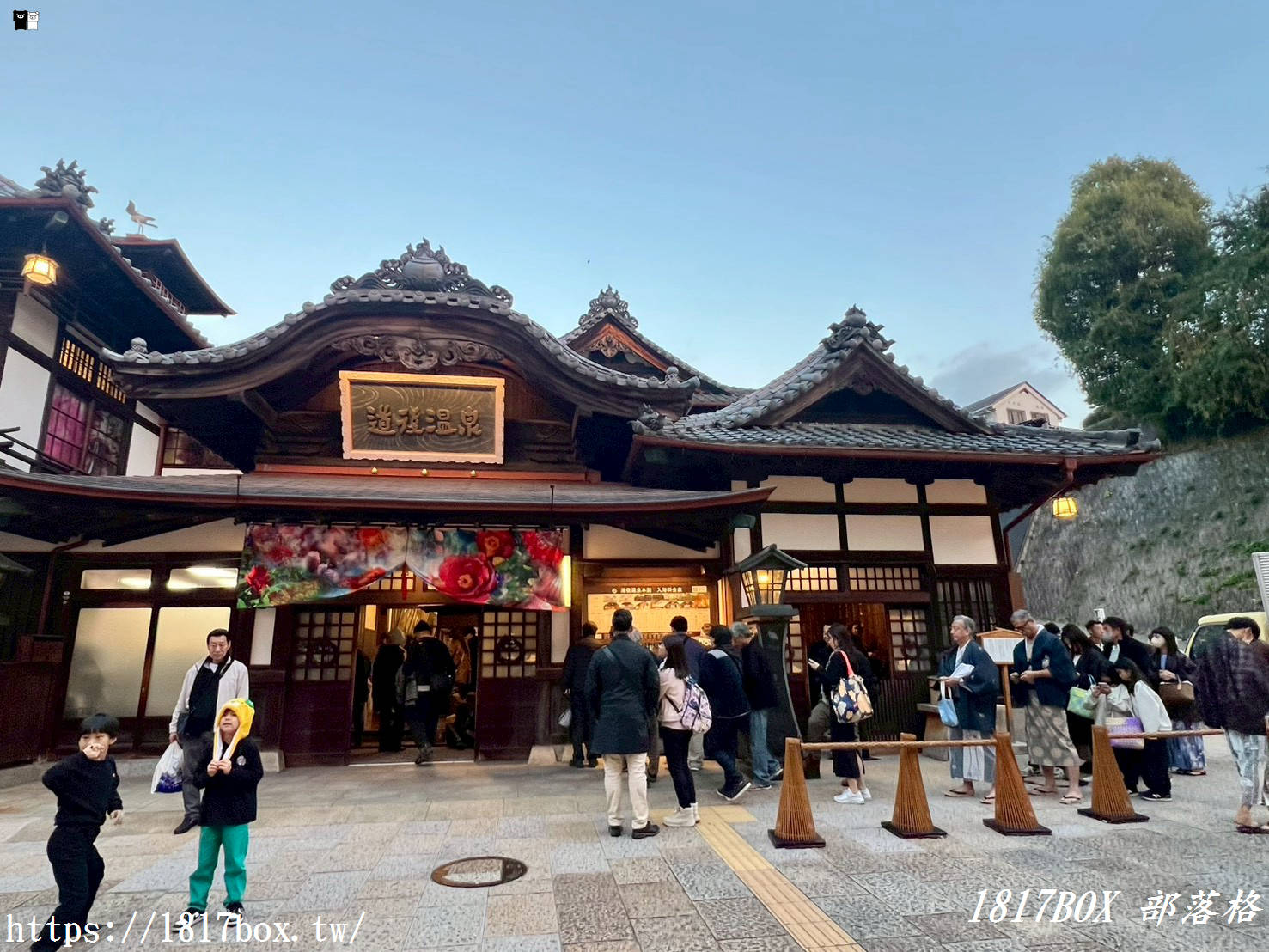 穿越時空，浴見千年：日本最古老溫泉「道後溫泉」療癒系漫遊全攻略 (含交通、美食)