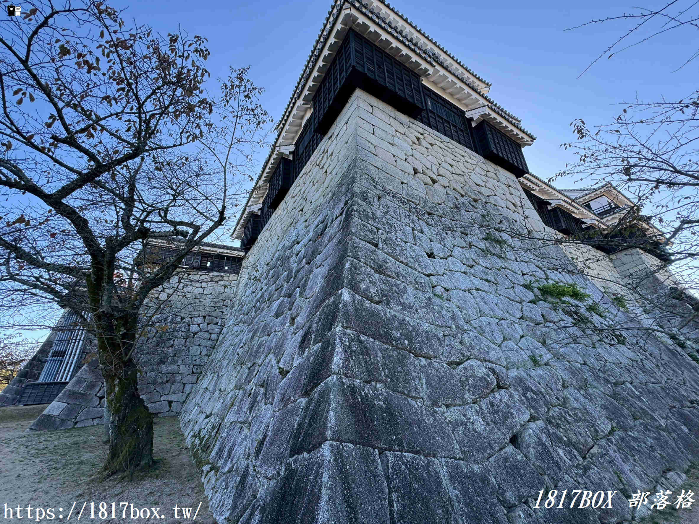 【日本四國自由行必訪】松山城:穿越時空,俯瞰瀨戶內海的歷史名城! 【日本四國自由行必訪】松山城:穿越時空,俯瞰瀨戶內海的歷史名城!