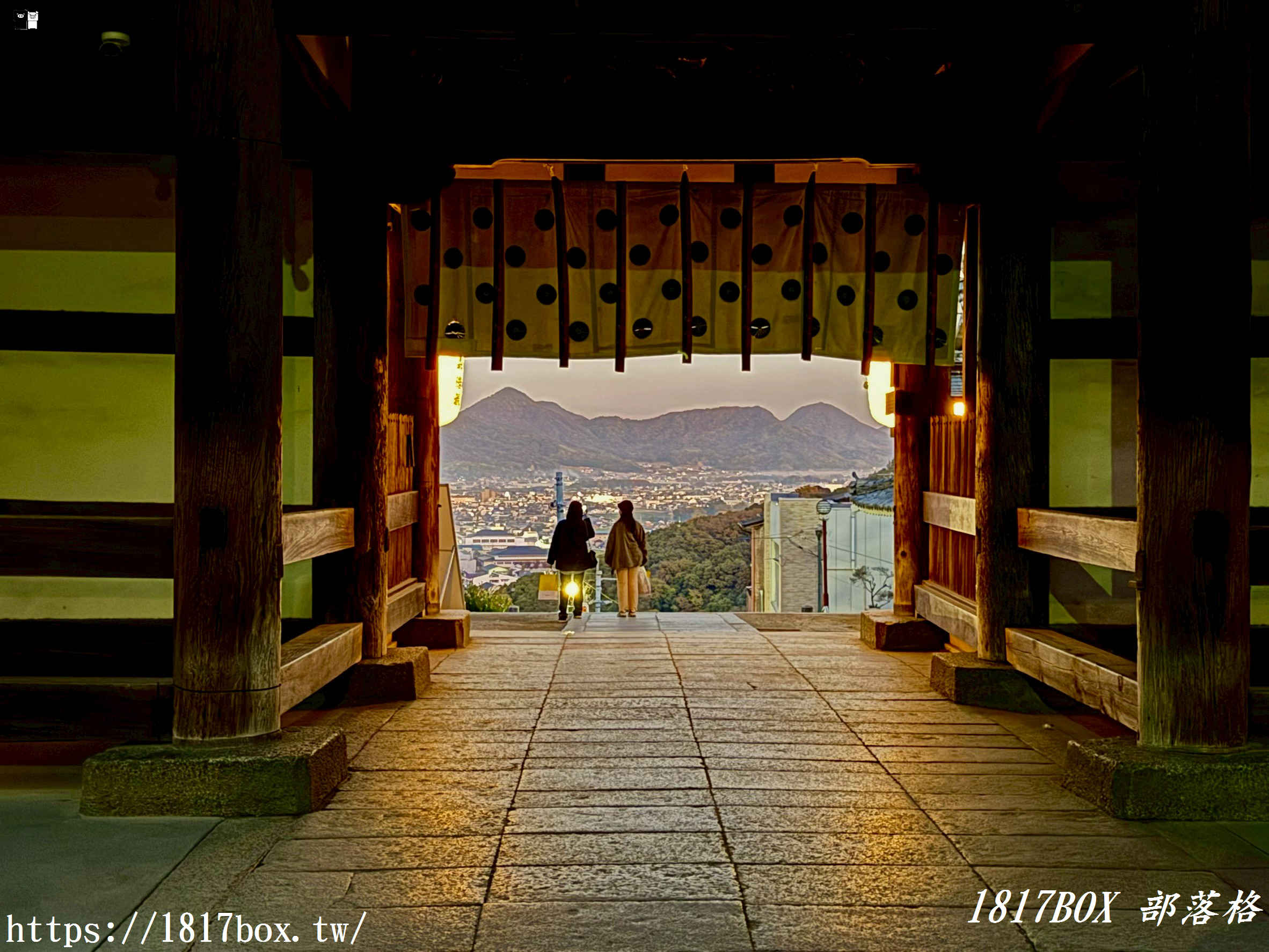 【四國香川】金刀比羅宮攻略：挑戰 1368 階、必買幸福黃色御守、交通美食全指南