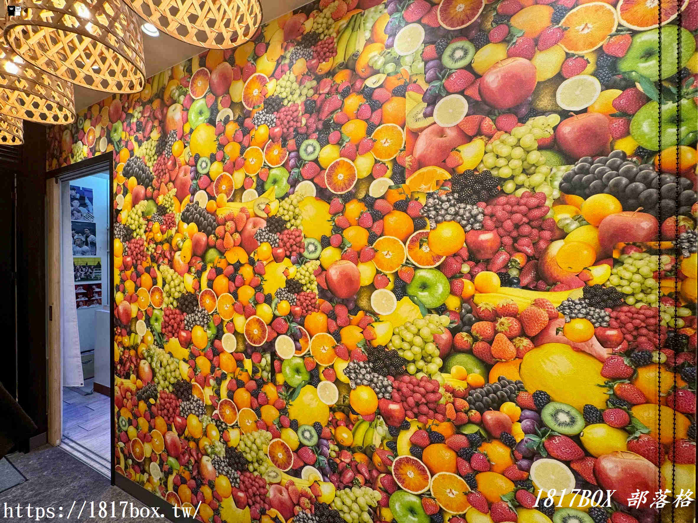 【高松甜點推薦】京都古都果:瓦町站旁的夢幻水果饗宴!必吃薄脆整顆糖蘋果、爆汁蜜柑三明治與哈密瓜大福 【高松甜點推薦】京都古都果:瓦町站旁的夢幻水果饗宴!必吃薄脆整顆糖蘋果、爆汁蜜柑三明治與哈密瓜大福