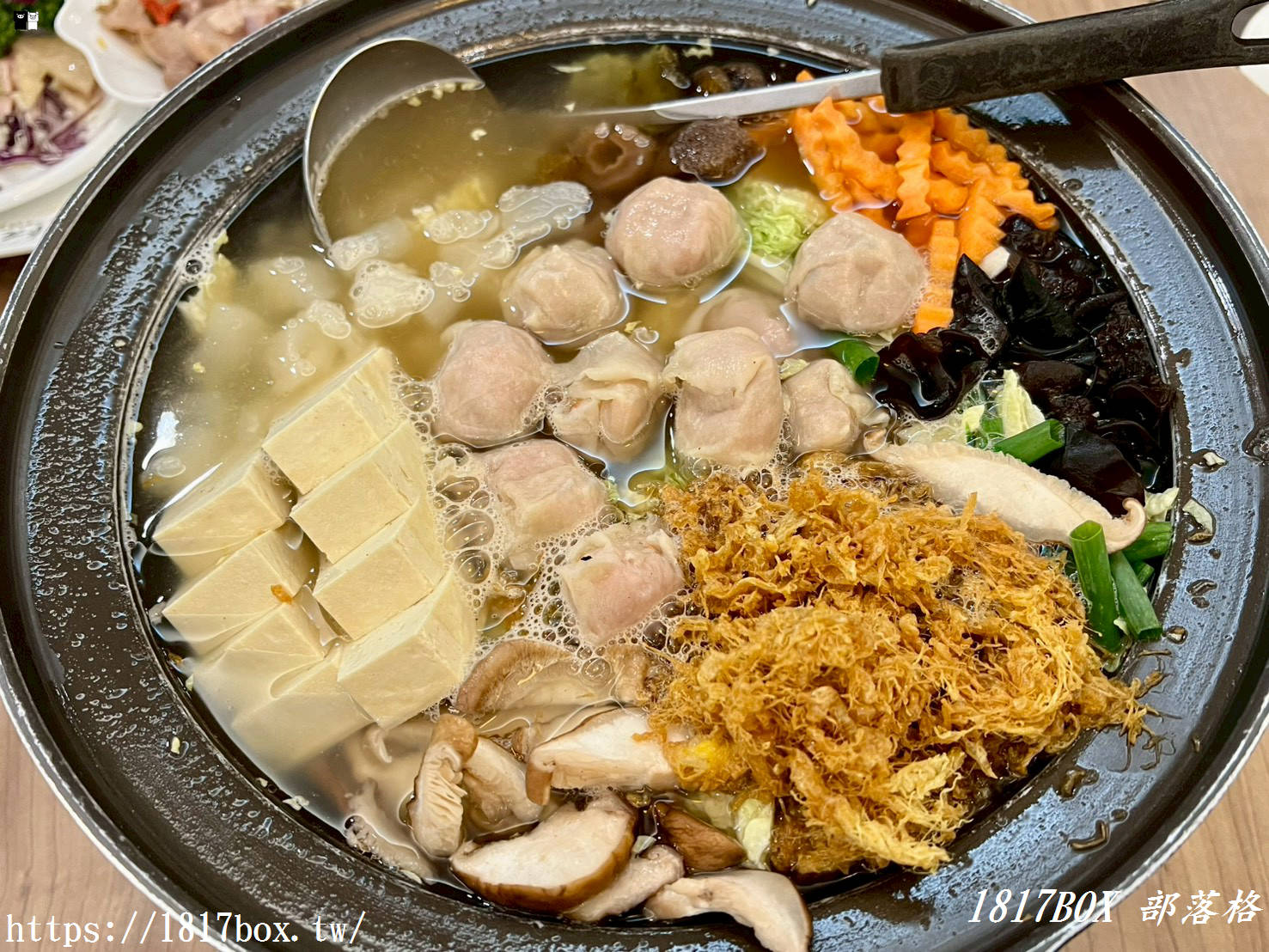 【雲林斗六美食】桃花源餐廳：隱身巷弄的總統御廚福州菜，必點香酥鴨、酸菜白肉鍋！