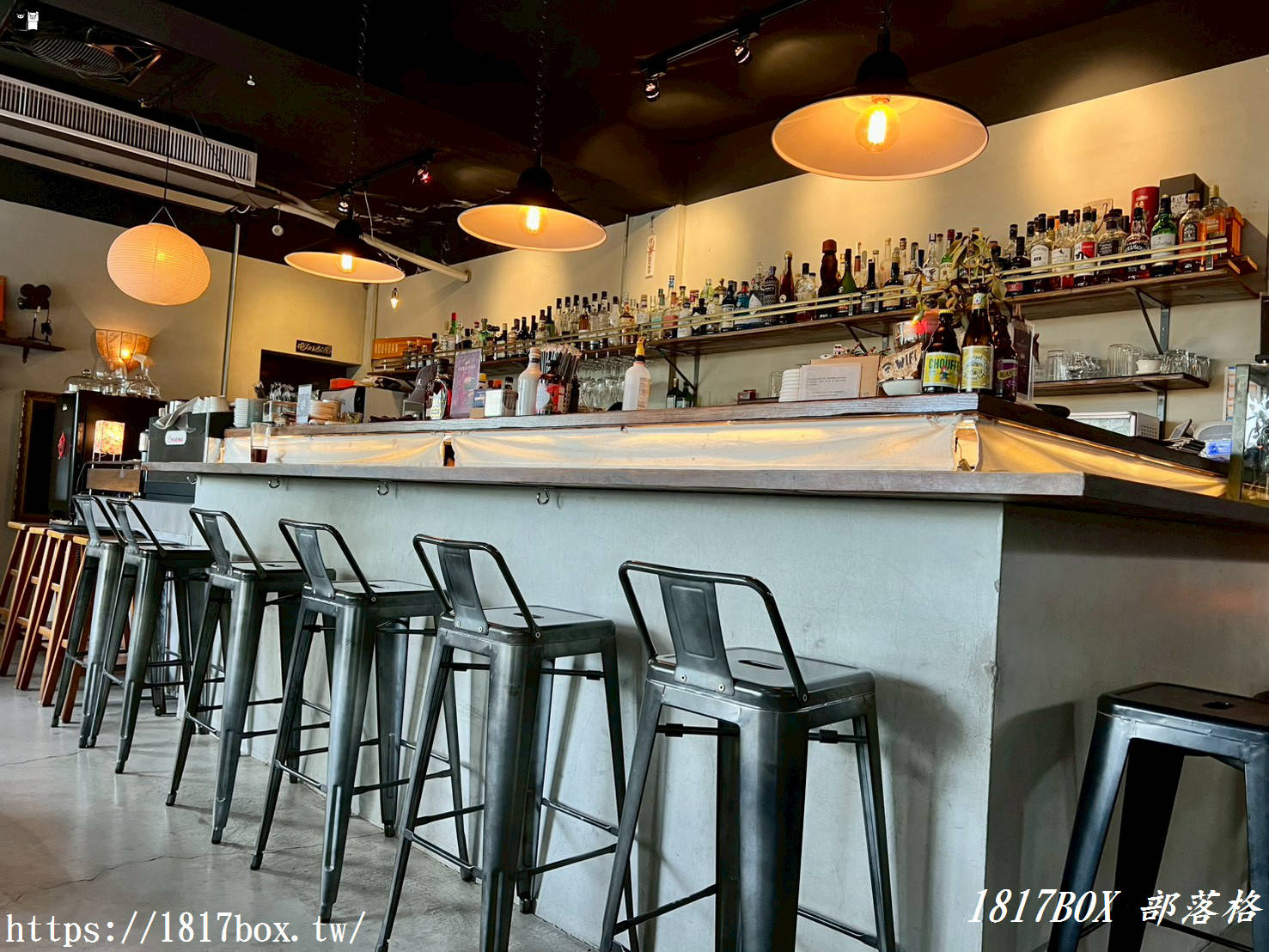 藏在虎尾巷弄裡的「後院houyuan」：一秒穿越時光，享受老屋裡的寧靜與甜點香氣