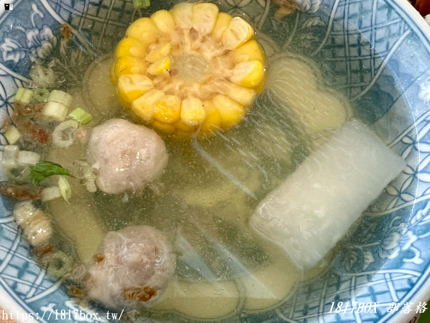 【清水服務區美食】台客燒肉粥：米其林推薦！古早味肉粥配銷魂燒肉