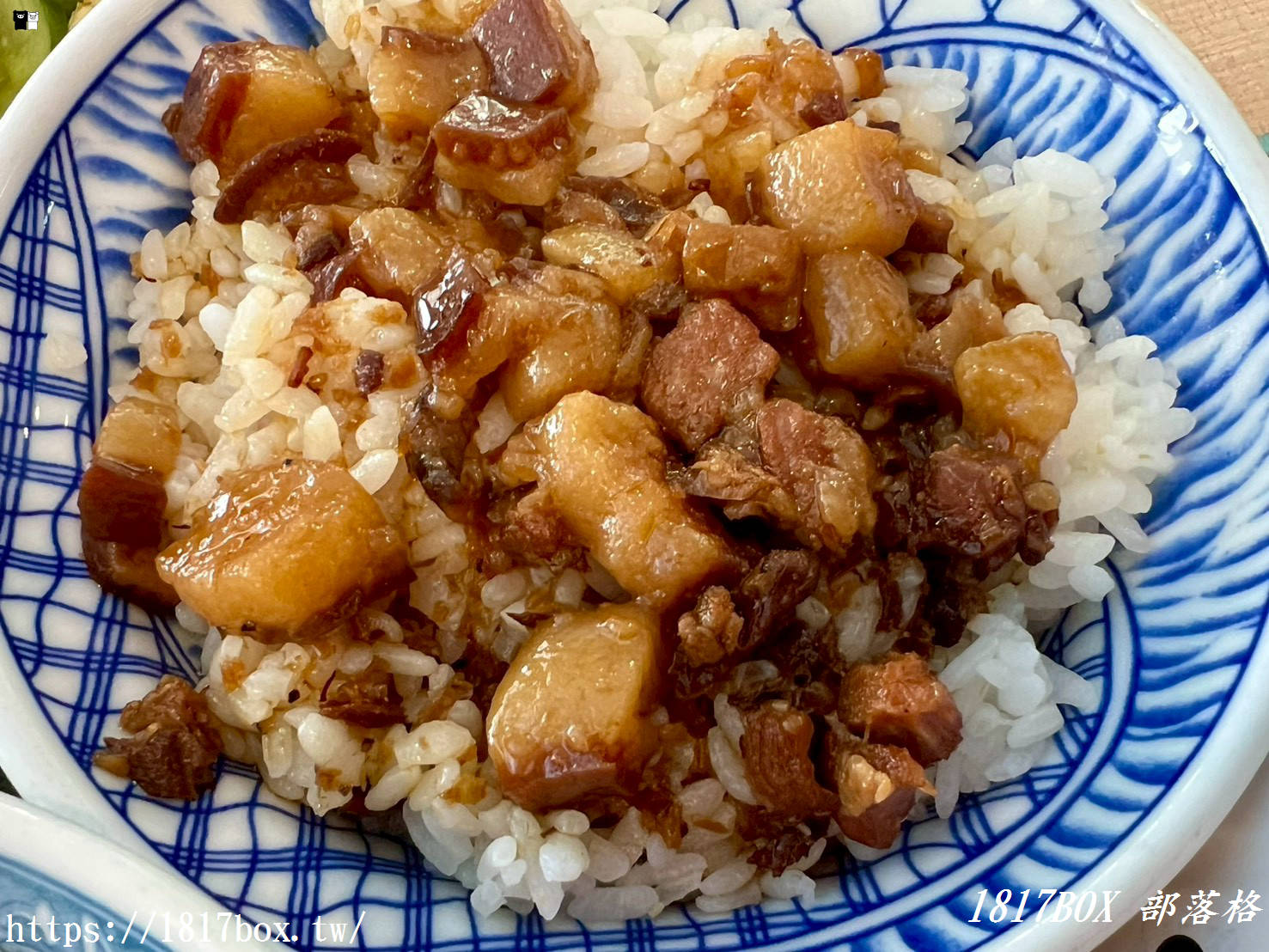 【清水服務區美食】台客燒肉粥：米其林推薦！古早味肉粥配銷魂燒肉