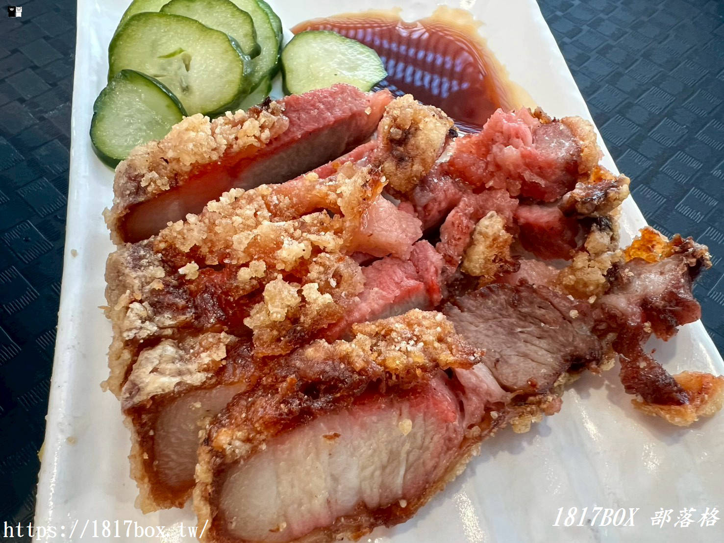 【清水服務區美食】台客燒肉粥：米其林推薦！古早味肉粥配銷魂燒肉