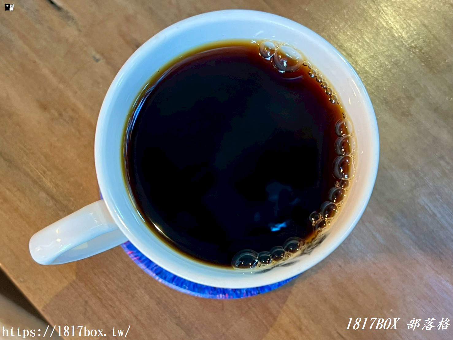 【新竹下午茶】散水 Music & Cafe：隱身將軍村的日式老宅，在黑膠樂音中品味烤麻糬與職人手沖