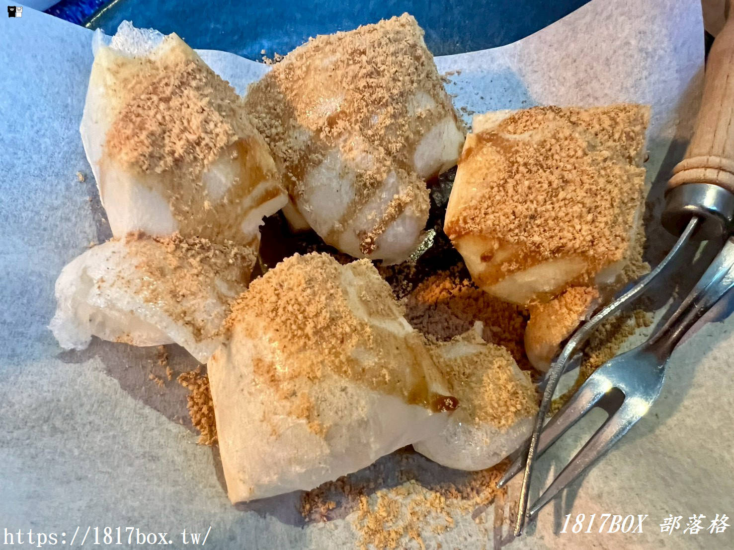 【新竹下午茶】散水 Music & Cafe：隱身將軍村的日式老宅，在黑膠樂音中品味烤麻糬與職人手沖