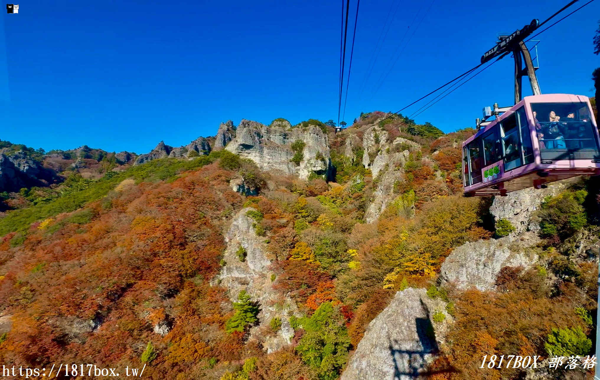 瀨戶內海的秋日絕色：小豆島「寒霞溪」楓紅漫天，搭乘空中纜車走進名畫裡！