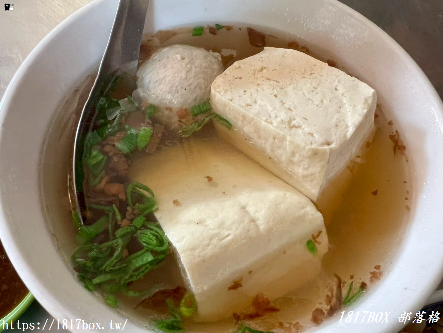 田中必吃早餐！【天橋下米糕、炒麵】50年在地老字號，靈魂綜合湯與Q彈米糕的完美邂逅