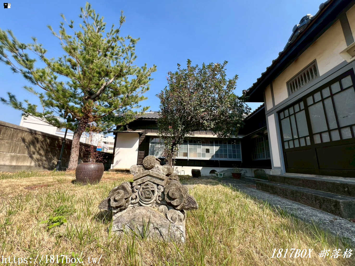 【南投市區散策】走進「南投縣文化園區」:全台首座武德殿歷史博物館,探尋南投陶與懷舊時光 【南投市區散策】走進「南投縣文化園區」:全台首座武德殿歷史博物館,探尋南投陶與懷舊時光