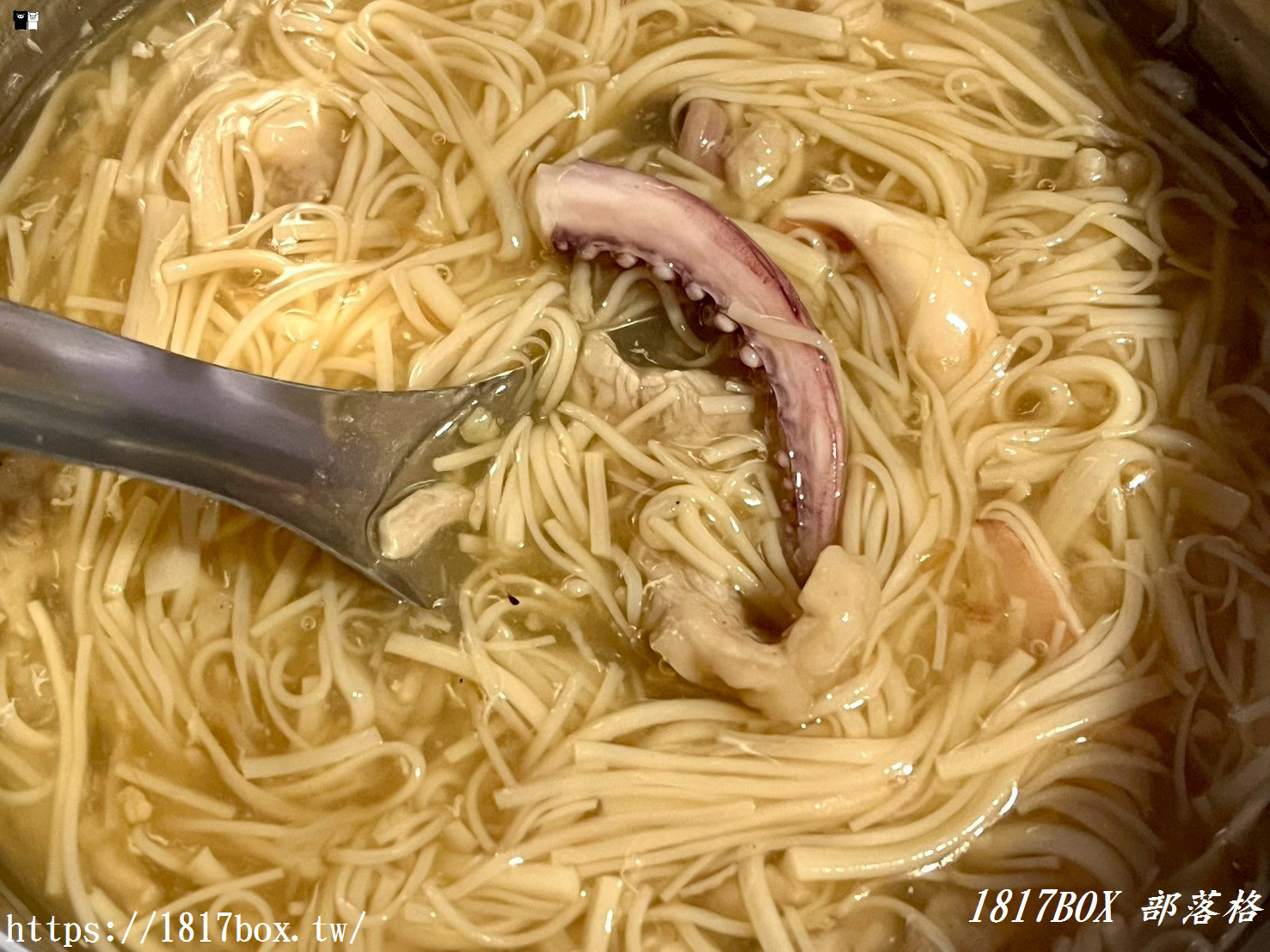 彰化外帶美食推薦｜【禾家鄉】不只是肉羹！內行必點料超滿「綜合麵線糊」與溫潤「四神湯」