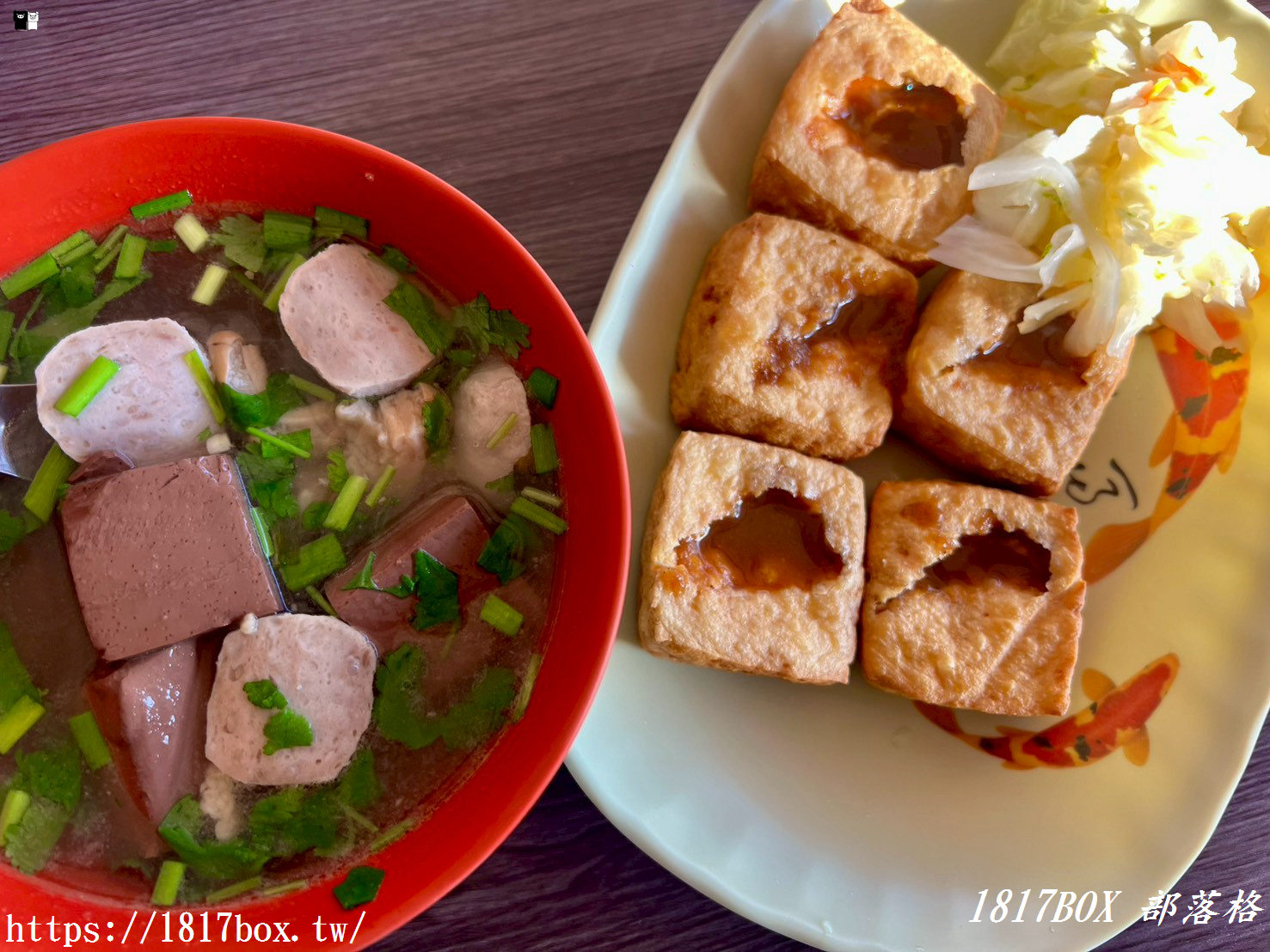 【彰化美食】秀水金興臭豆腐｜內行人才懂的「金黃炸物」！酥脆爆汁臭豆腐、濃郁大腸麵線，在地人激推的銅板美味