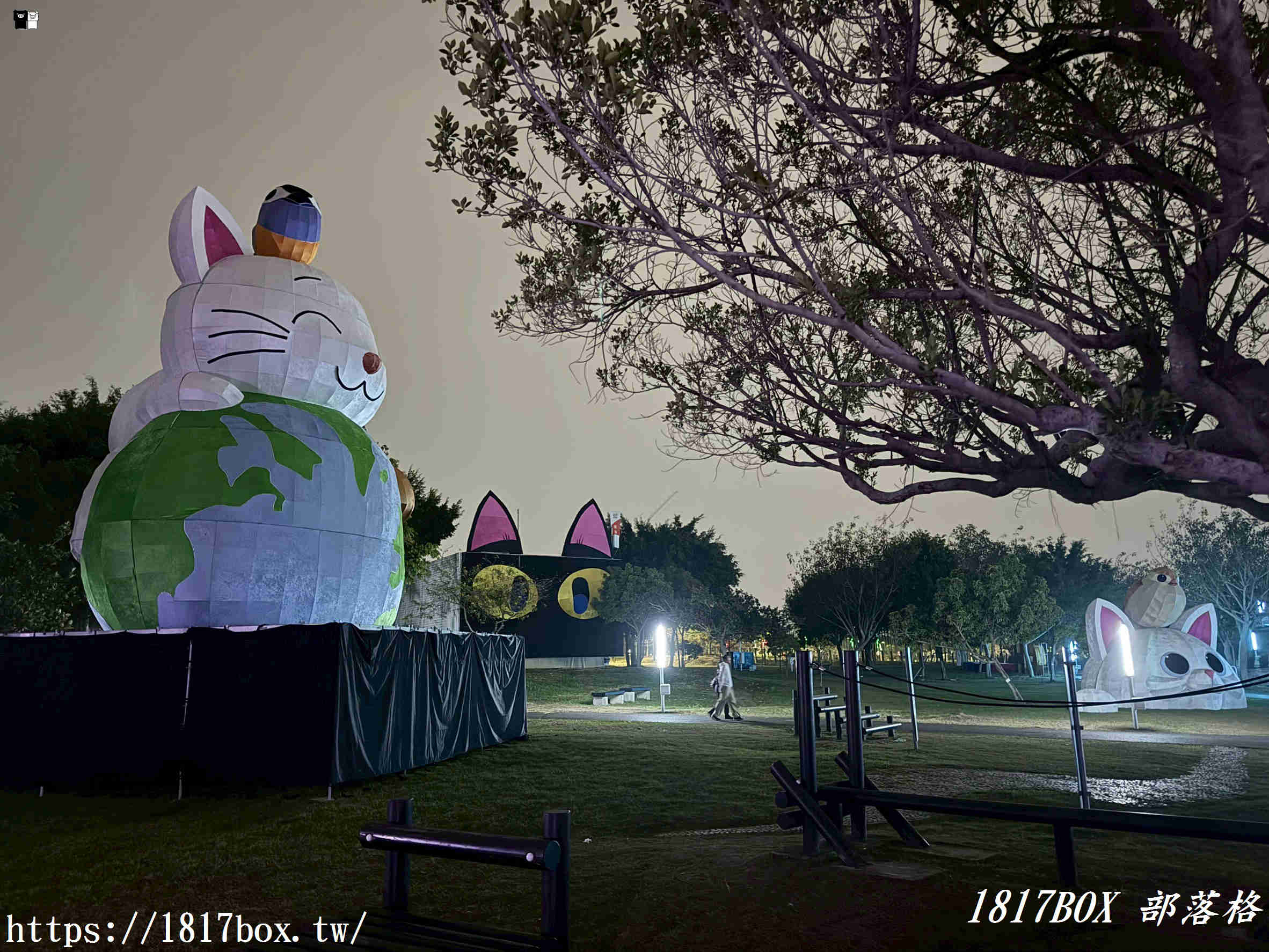 【台中燈會攻略】姆明降臨！2026中臺灣燈會「七大奇幻展區」開箱：走進極光下的童話森林！