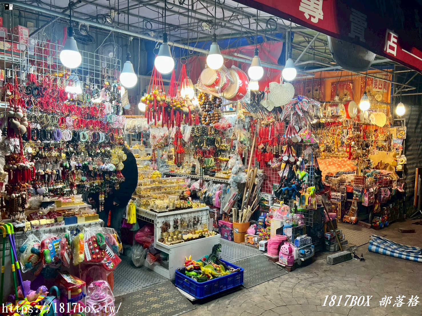 【南投景點】竹山紫南宮求財全攻略：發財金怎麼求？求金雞流程、還金禁忌與必看「七星級廁所」！