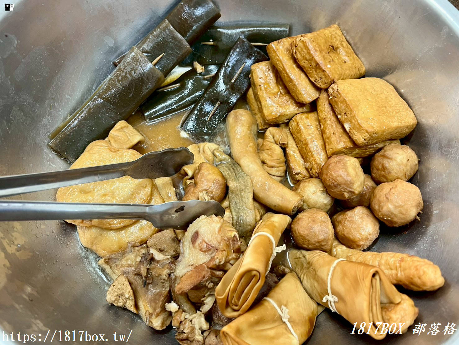 【彰化伸港美食】隱藏版「巷仔內牛肉麵」：超厚實半筋半肉、Q彈水餃，在地人不想說的口袋名單！