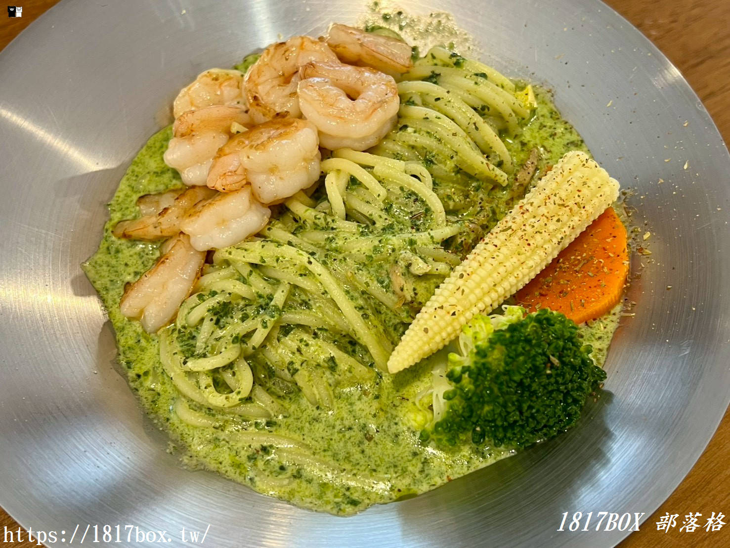 【彰化美食】MiSS小姐食藝空間｜精誠夜市旁隱藏版網美餐廳，萌翻小熊百香紅茶、英式三層下午茶必點！