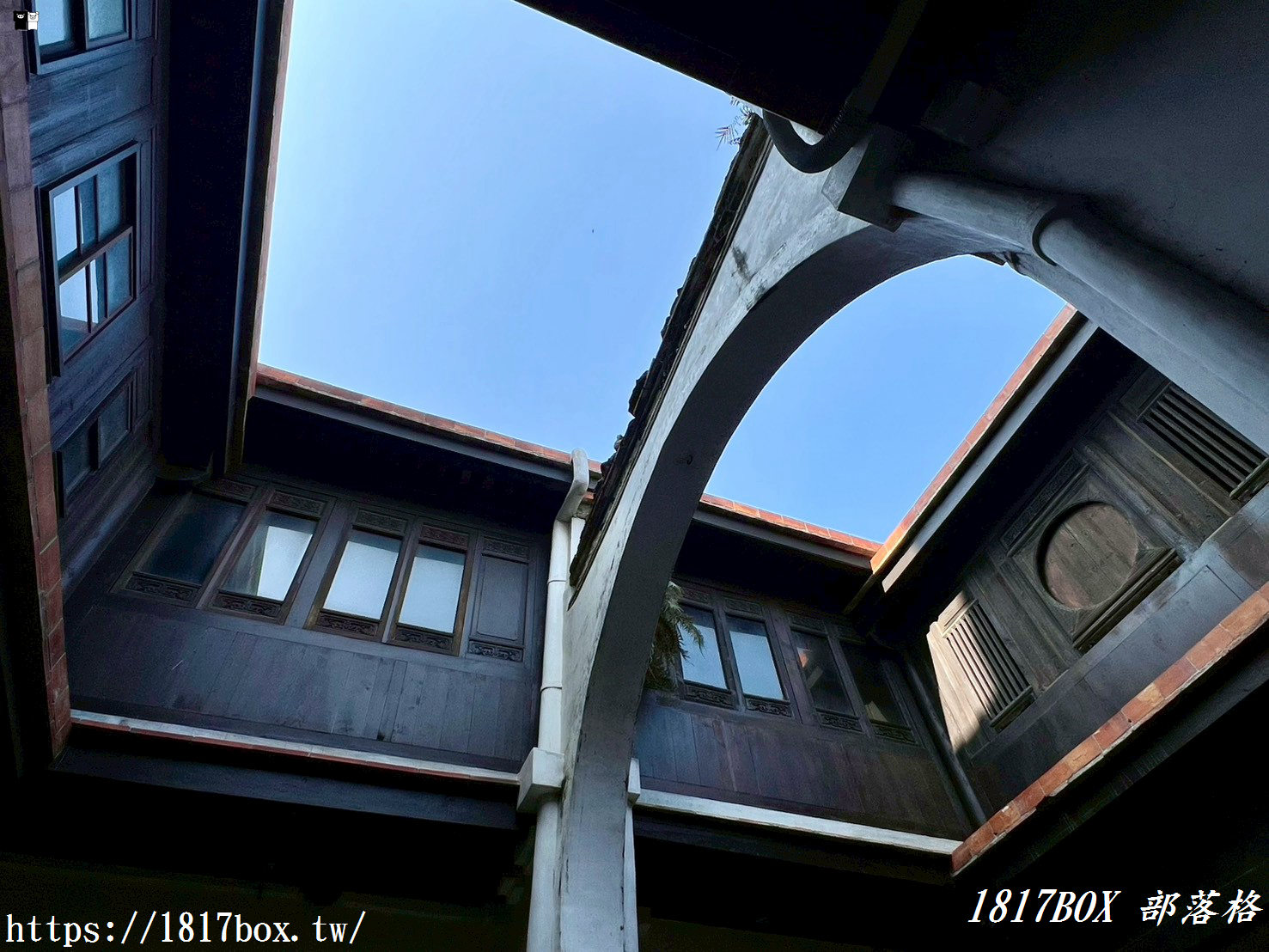 【鹿港隱藏景點】中山路 147、149 號背後的祕密：走進「十宜樓」看古代文青的奢華招待所！