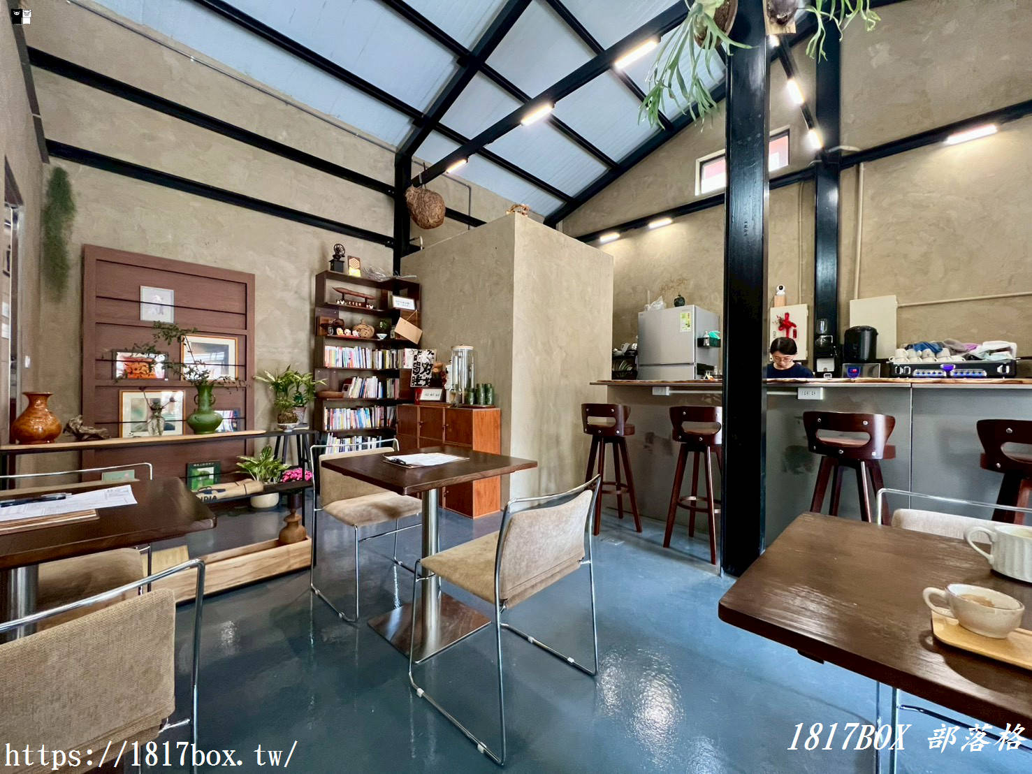 【鹿港咖啡廳推薦】尚隼咖啡：隱身古鎮的職人味！必點麵茶拿鐵、楊桃冰美式，找回慢活的節奏