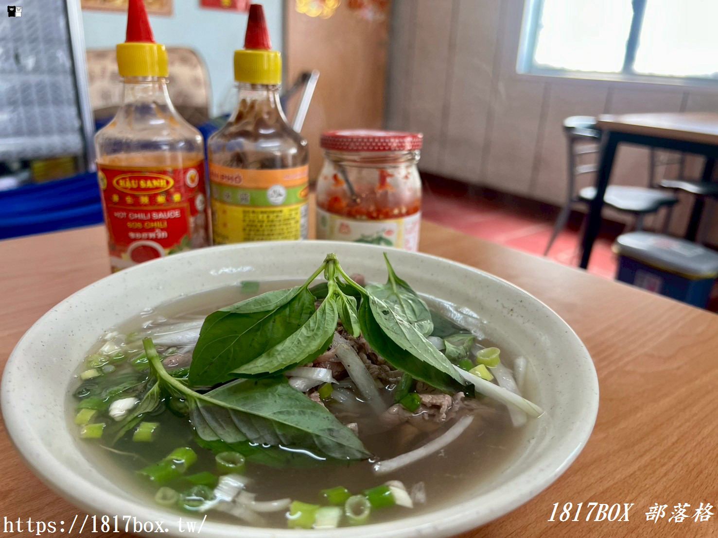 【彰化美食】美莉越南美食｜隱藏版紅燒米苔目超入味！鑊氣十足的牛肉炒飯，道地越式風味必吃推薦