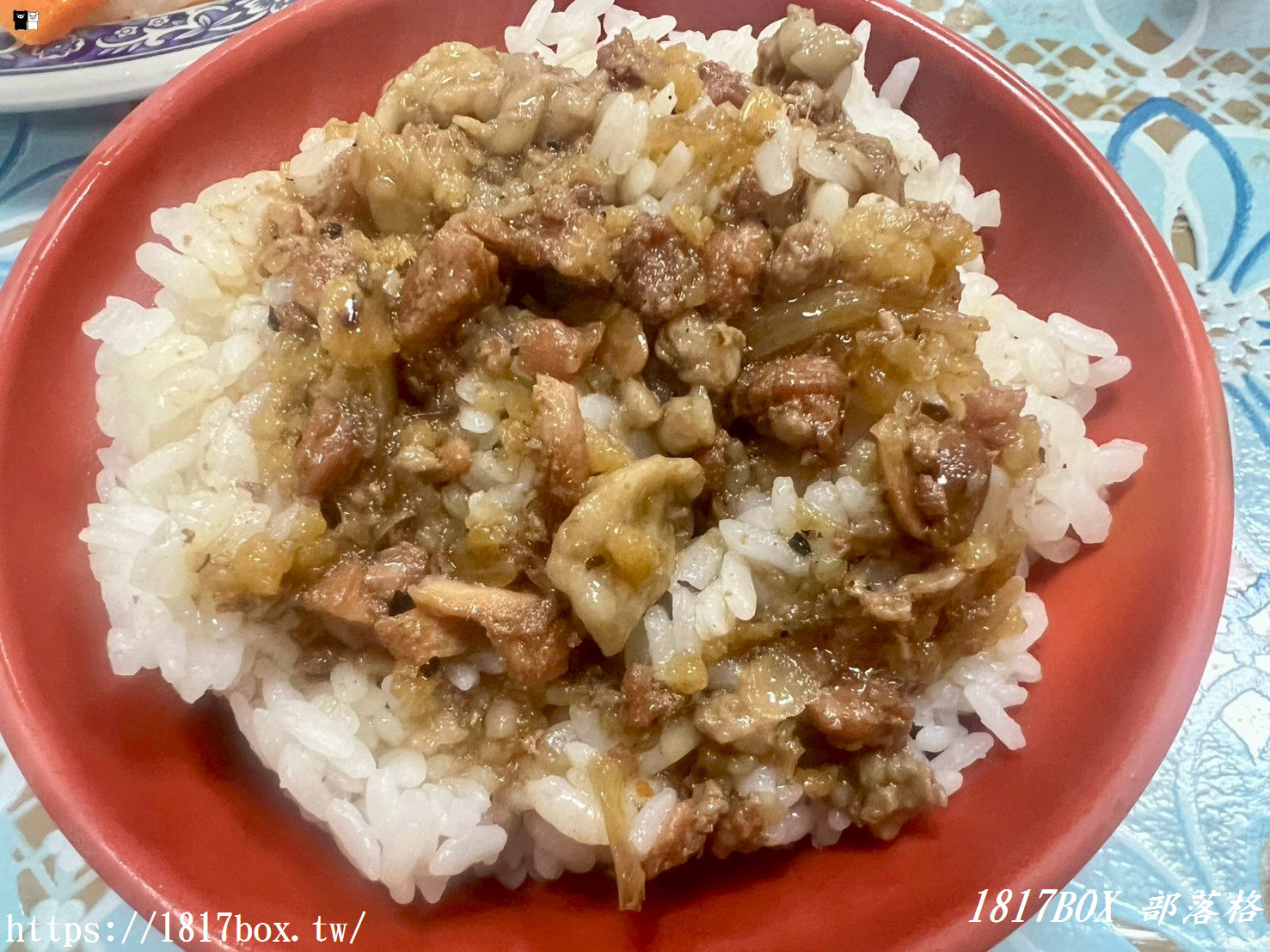 【彰化美食】花壇「汪記牛肉麵」超厚實半筋半肉！在地人激推平價大份量，隱藏版肉燥飯必點