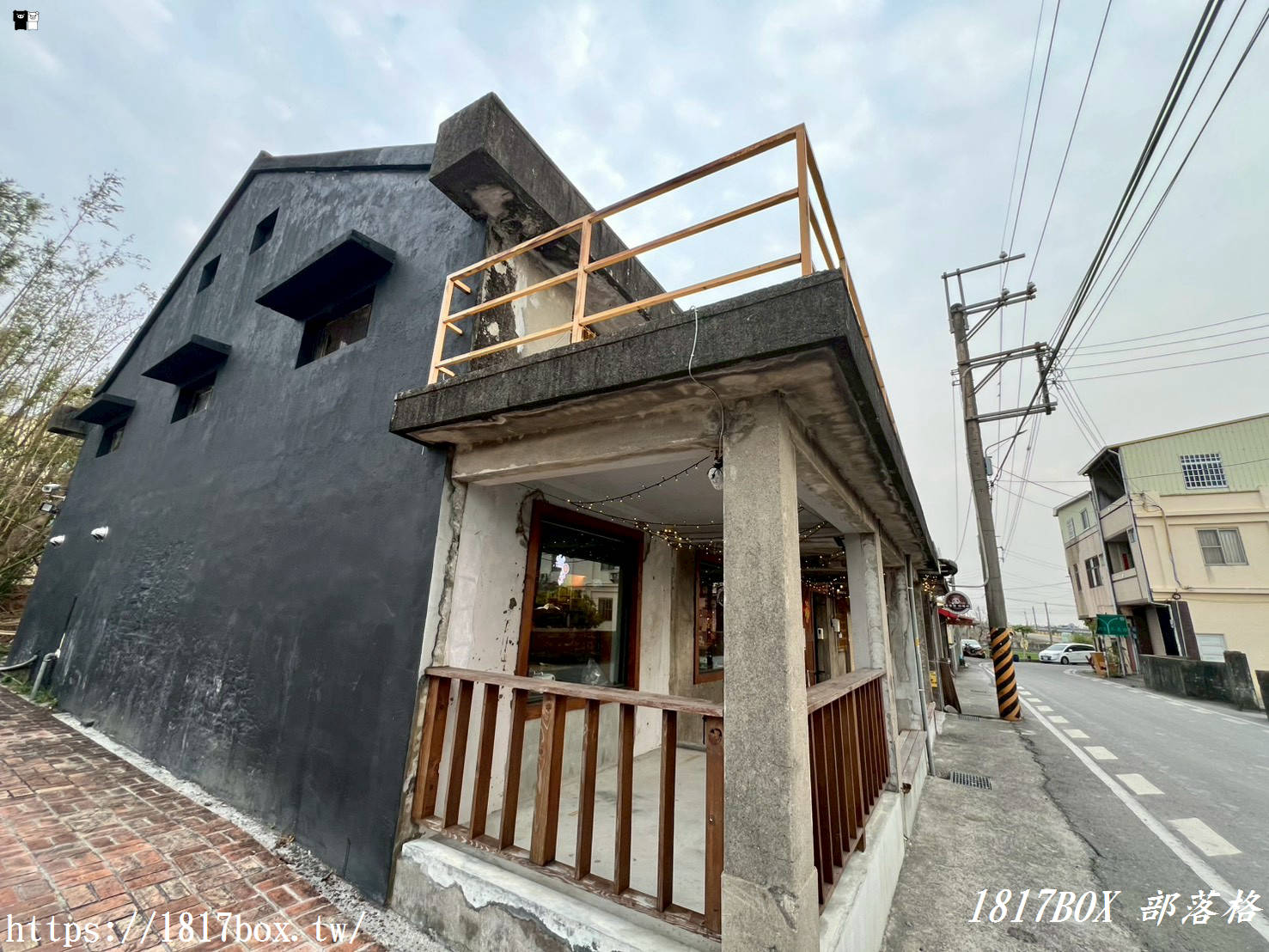 【苗栗三義】ooo cafe 圓滾滾穀倉咖啡：躲進舊糧倉的療癒午後！必吃茶口味義式冰淇淋、清新向日葵博士茶