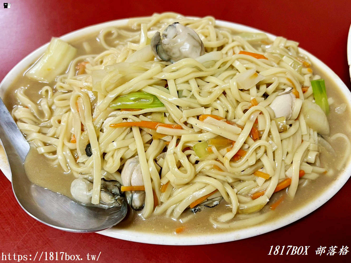 彰化在地人大推！彰水路「來來鵝肉担」：現剁肥美鵝肉、入口即化滷肉飯，平價宵夜熱炒首選