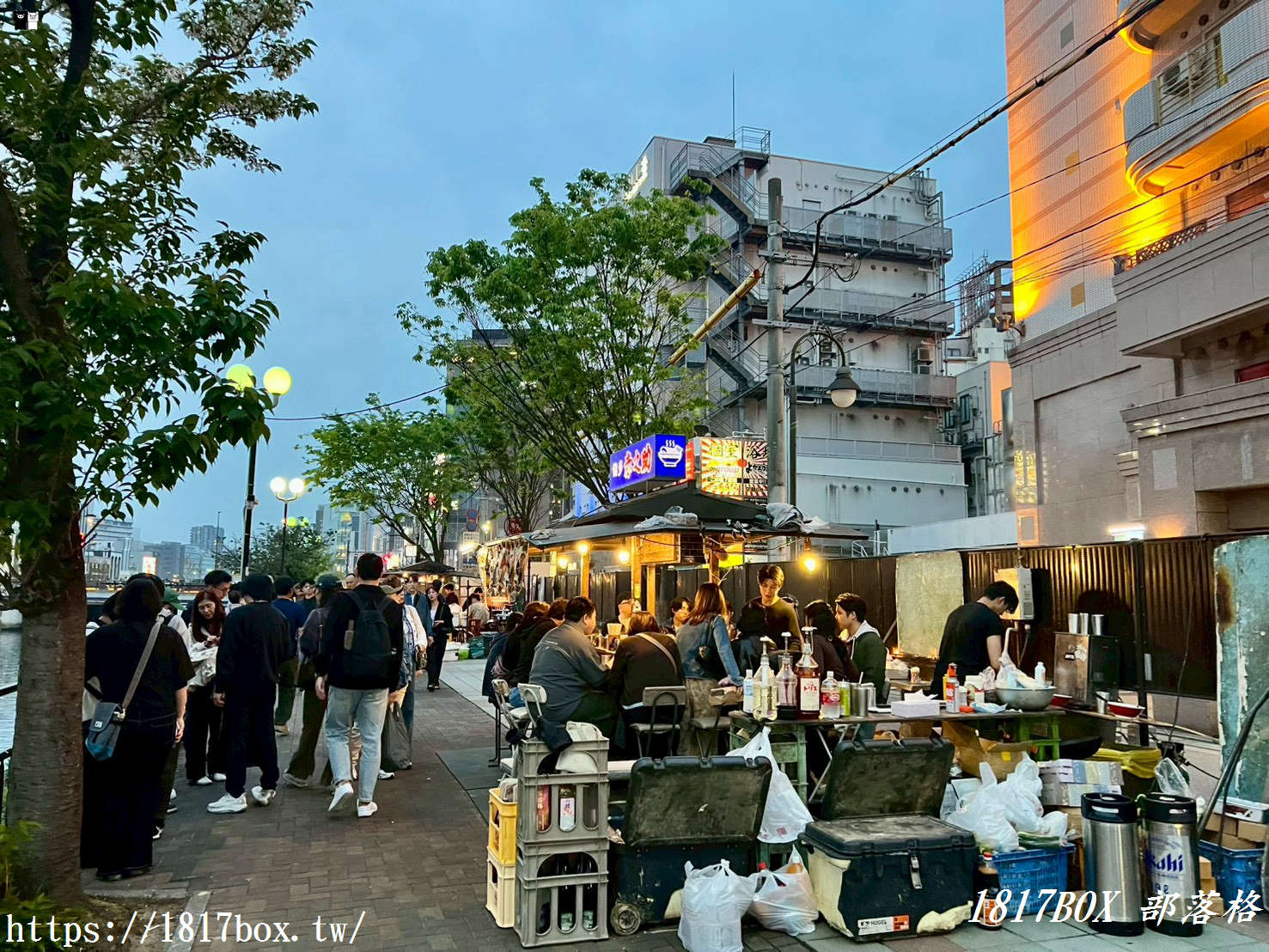 【福岡夜晚必去】中洲屋台橫丁攻略：在那珂川水岸邊，感受最道地的日本深夜食堂與人情味