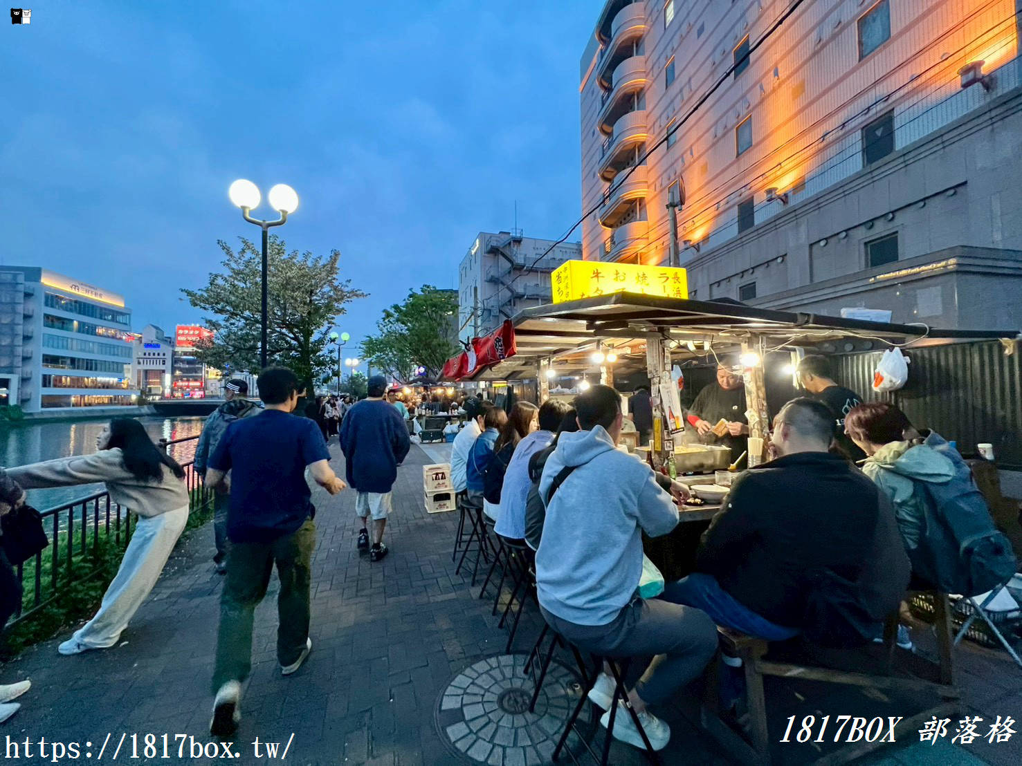 【福岡夜晚必去】中洲屋台橫丁攻略：在那珂川水岸邊，感受最道地的日本深夜食堂與人情味