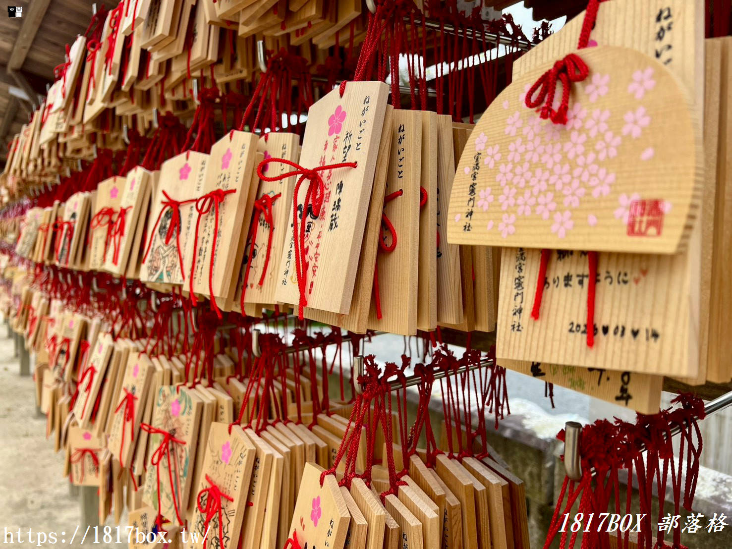 【福岡景點】寶滿宮竈門神社：不只是《鬼滅之刃》聖地！全日本最美御守、超強結緣求好運全攻略