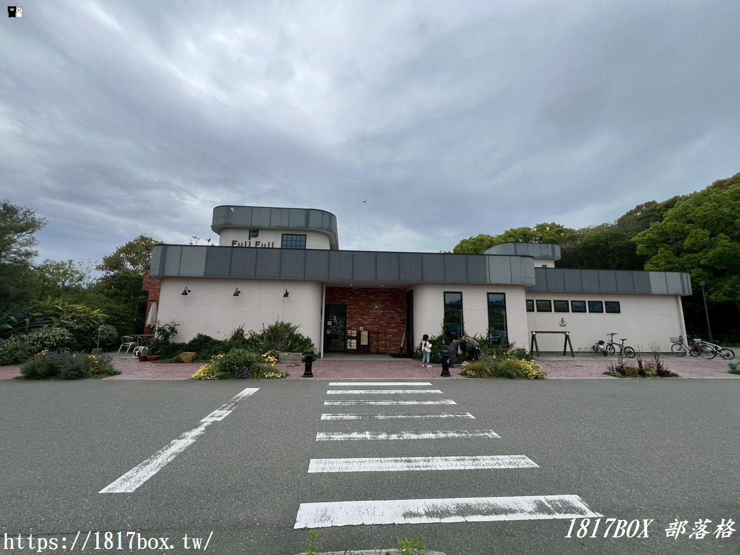 【福岡必吃】FullFull 風之森：外酥內軟的「明太子麵包」傳奇！在森林系美境享受極致職人烘焙
