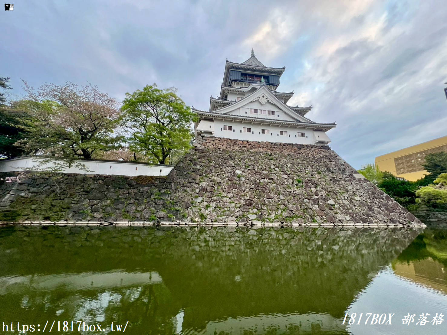 【北九州景點】走進「小倉城」：福岡唯一擁有天守閣的名城！交通、必拍角度、勝山公園散策全攻略