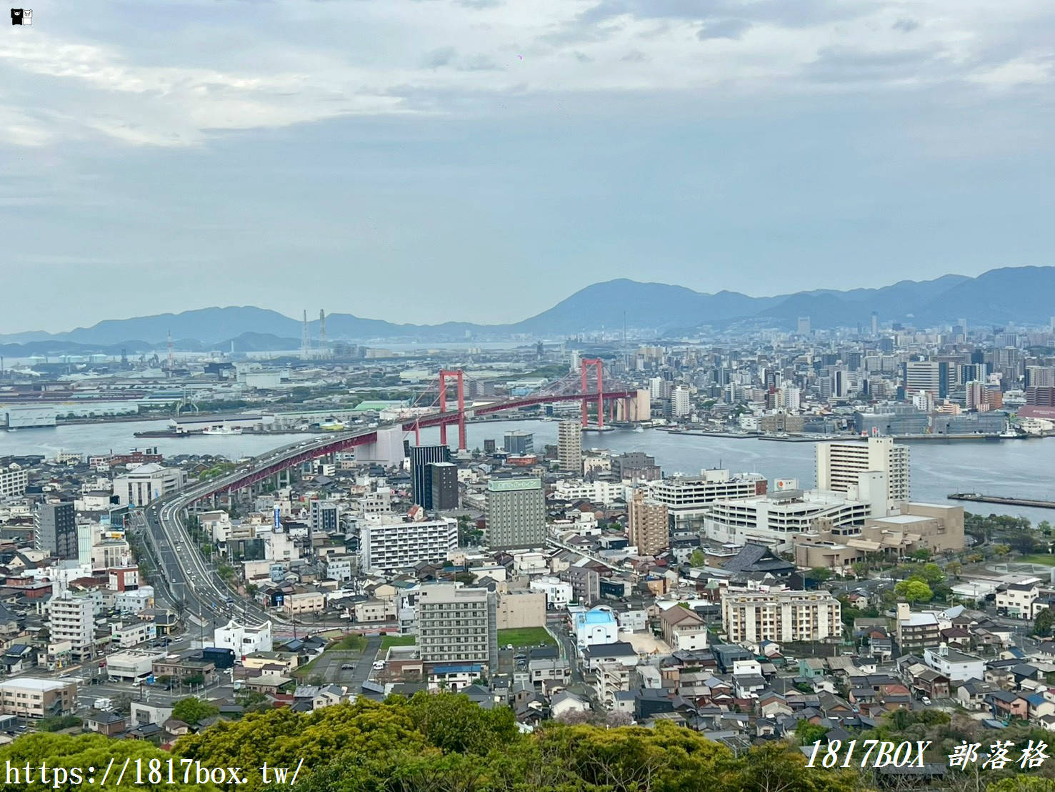 【北九州私房景點】高塔山展望台：在地人帶路！絕美若戶大橋紅色夜景、繡球花海全攻略