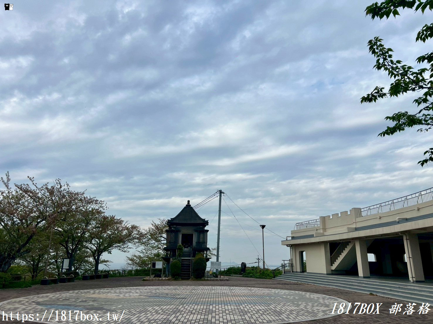 【北九州私房景點】高塔山展望台：在地人帶路！絕美若戶大橋紅色夜景、繡球花海全攻略