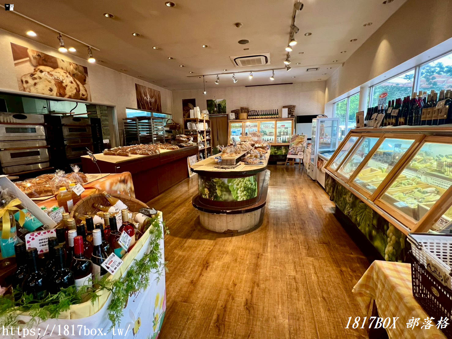 福岡自由行隱藏景點！開箱「ぶどうの樹 岡垣本店」：大推森林系葡萄麵包與超濃郁葡萄冰淇淋！