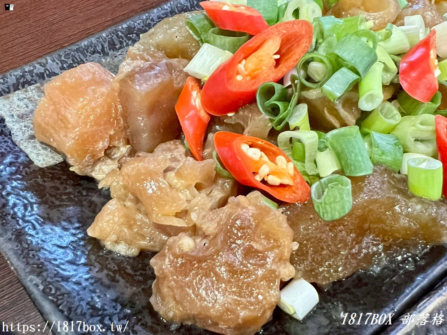 嘉義必吃溫體牛！「新港光復牛肉店」在地老饕私藏清單：清甜白菜鍋底涮頂級牛肉片，還有爆汁炒牛肉麵、私房滷味超銷魂！