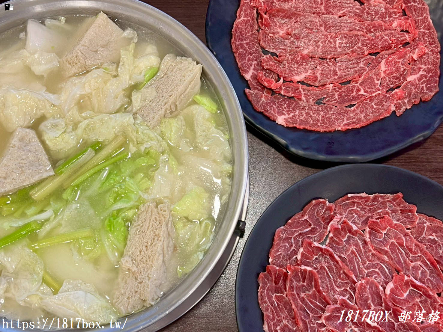 嘉義必吃溫體牛！「新港光復牛肉店」在地老饕私藏清單：清甜白菜鍋底涮頂級牛肉片，還有爆汁炒牛肉麵、私房滷味超銷魂！