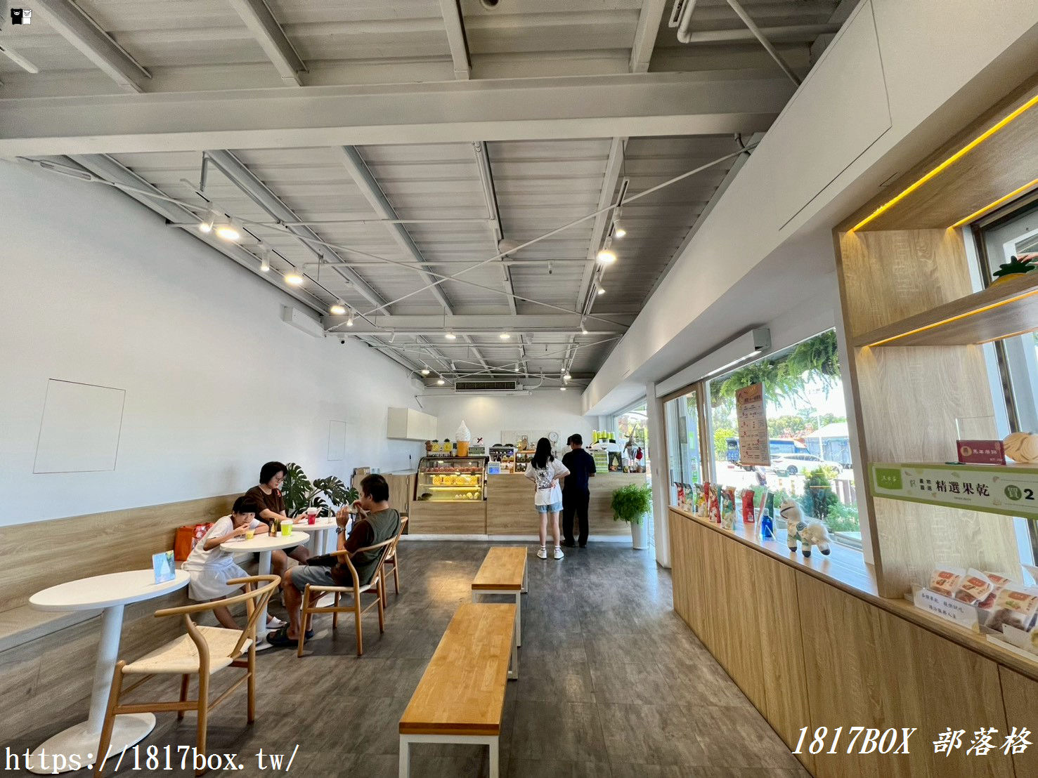 【台南美食】汣禾家 – 果物美學｜藏身全台最美「新化果菜市場」的文青冰品！必喝芭樂美式、夏雪芒果汁