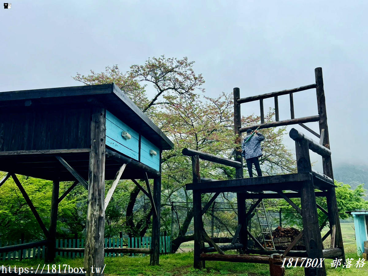 網站近期文章：【福岡網美秘境】走進大人國！紅葉學舍「Big Chair and Desk」巨型桌椅，帶你重溫童年視角！