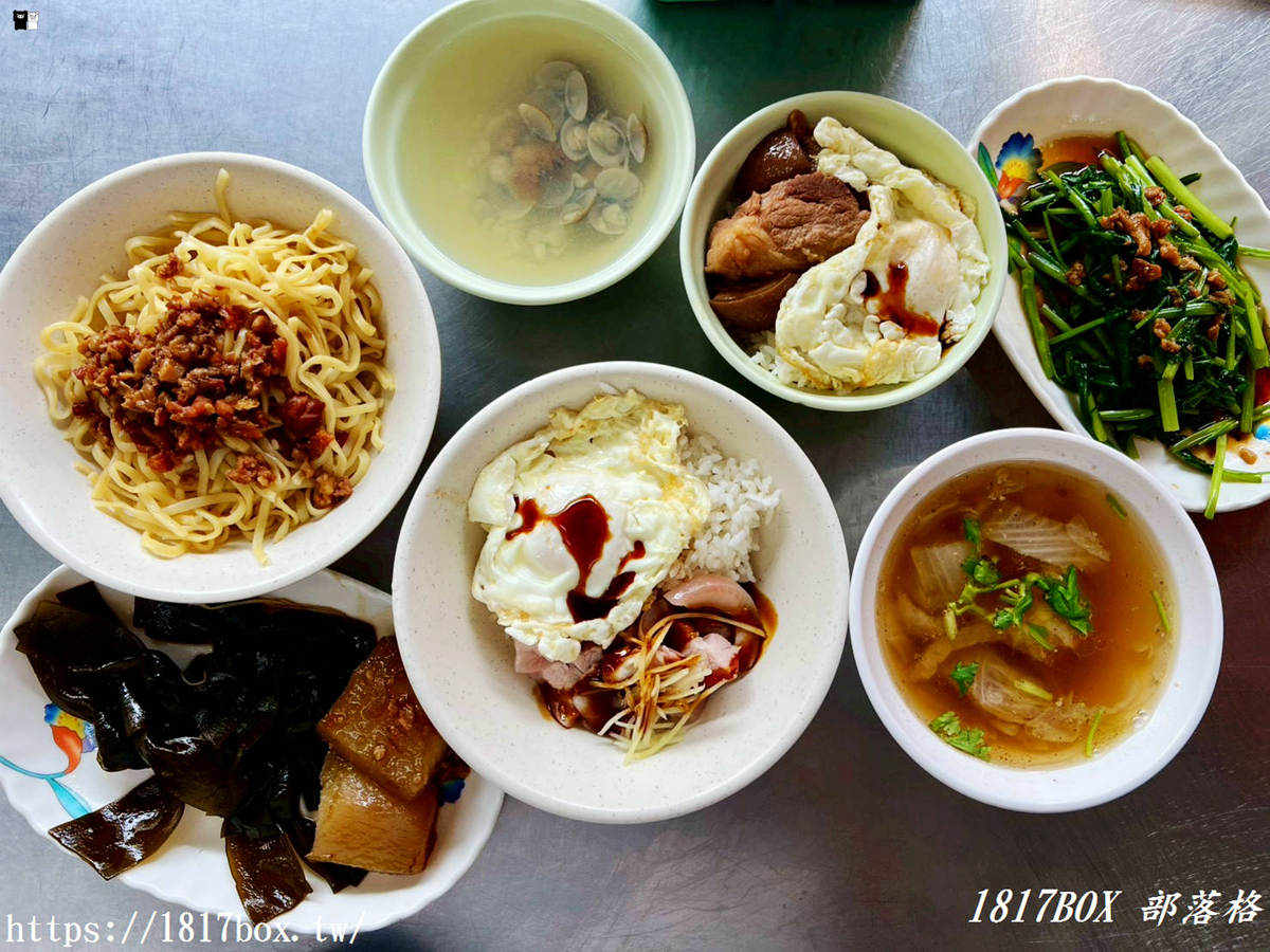 網站近期文章：彰化在地人激推！【天公壇爌肉飯】老字號古早味，必點靈魂「邪惡半熟蛋」與鮮甜蒜頭蜆湯！