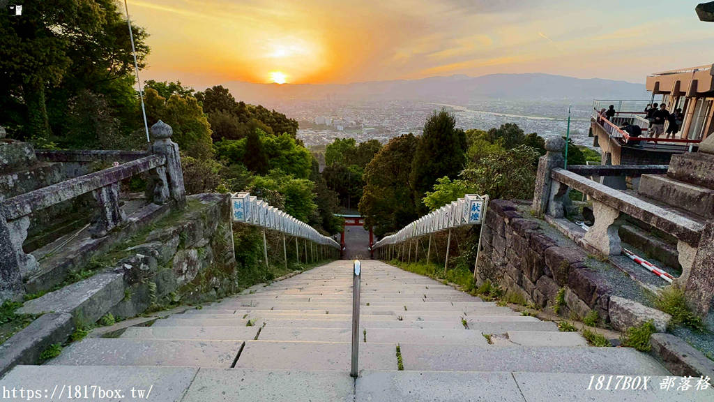 網站近期文章：【福岡景點】高良大社黃昏絕景！俯瞰筑後平原的魔幻時刻，九州最大社殿神隱之旅