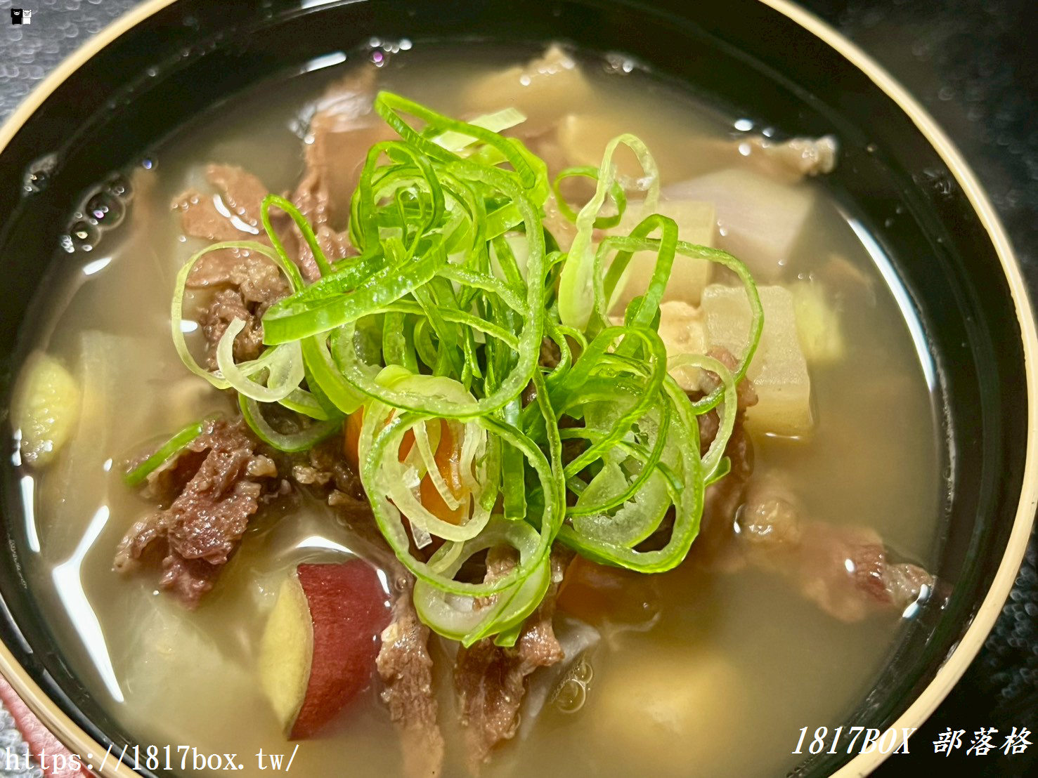 【日本在地美食】連當地人都排隊！「彩座」極上馬刺御膳肥美入口即化，經典和定食精緻滿分（內附必點菜單）